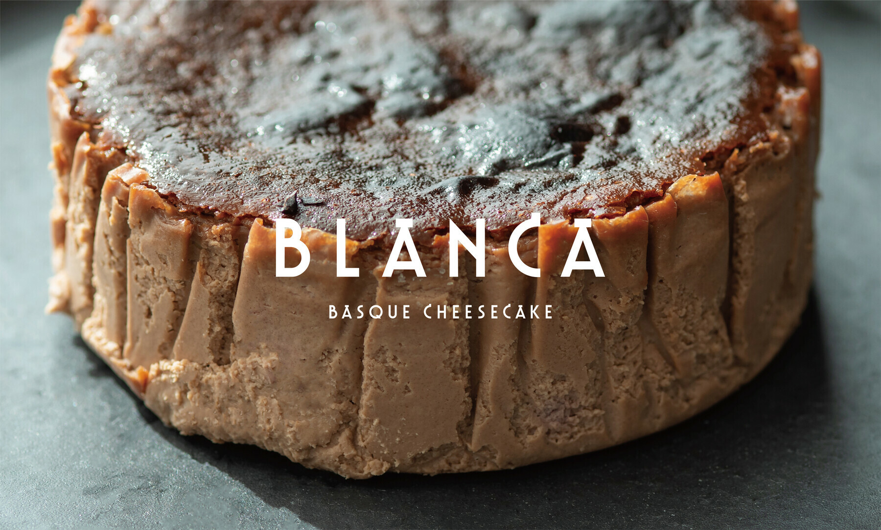 BLANCA negra (ネグラ)チョコレートのバスクチーズケーキ